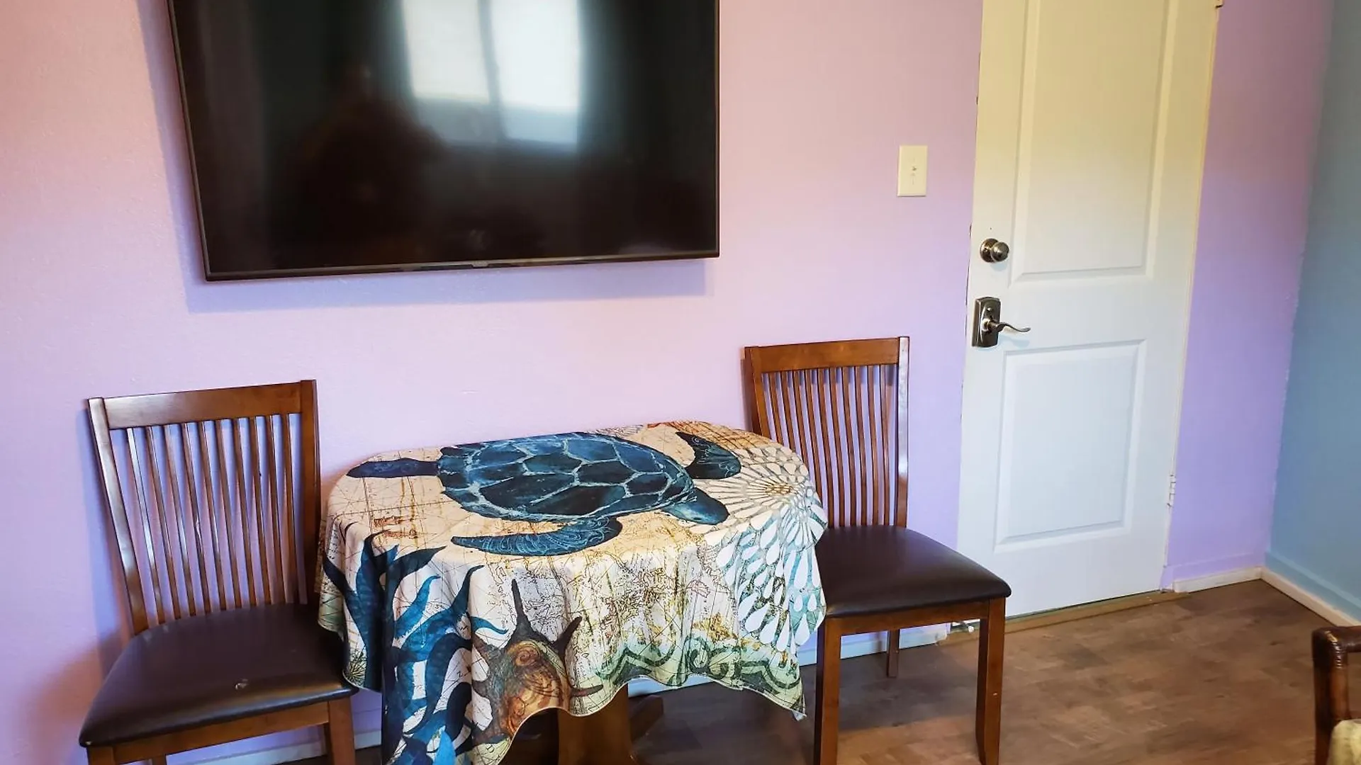 Yonegan Central Maui Getaways Wailuku