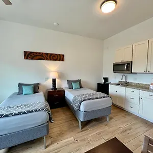 Unit 7 Maui Ohana Modern Wailuku